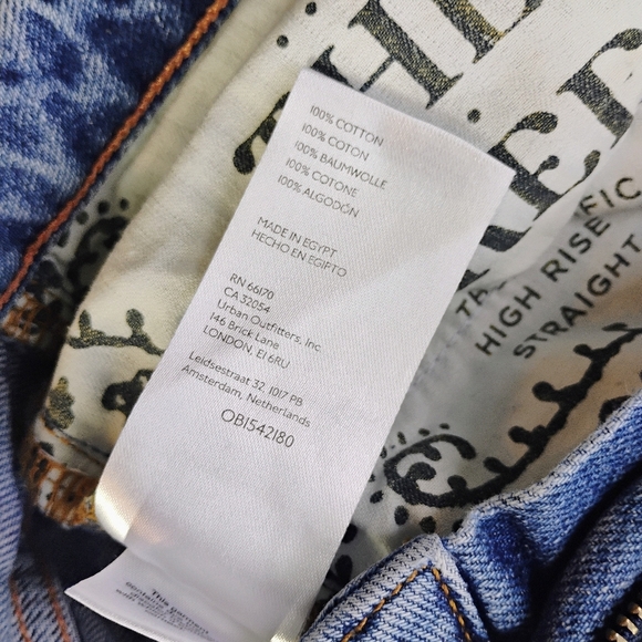 We The Free Pacifica Short Women 28 Blue Jean High Rise Distressed Hem 5" Inseam - Picture 8 of 13